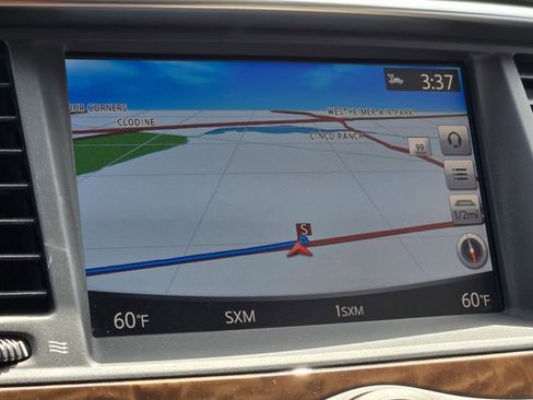 Used 2018 Nissan Armada Platinum image 12