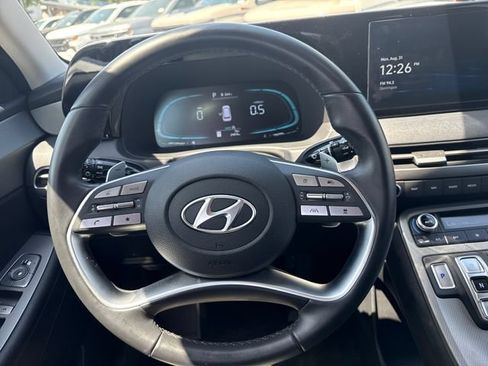 Used 2025 Hyundai Palisade SEL FWD image 14