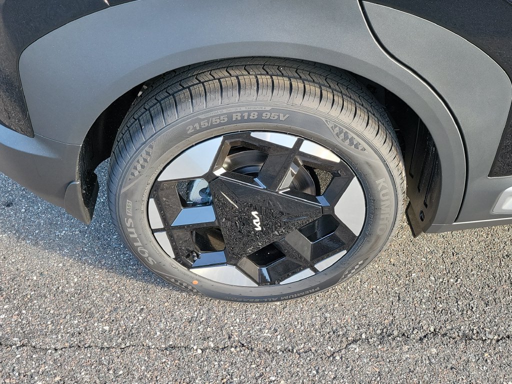 New 2027 Kia Seltos S FWD image 35