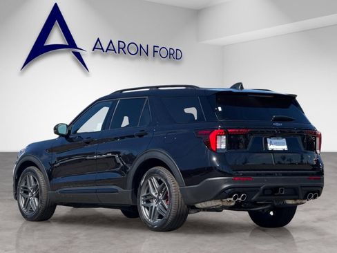 New 2026 Ford Explorer ST w/ Sun And Sound Package image 4