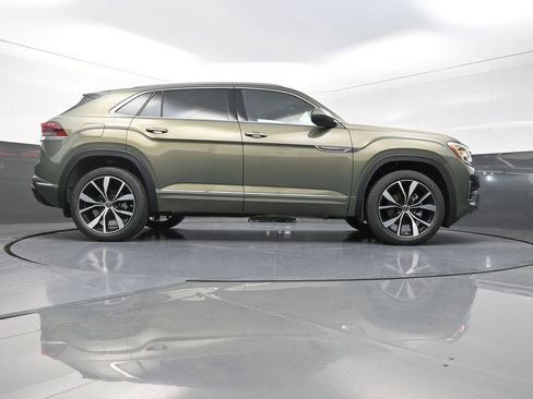 New 2026 Volkswagen Atlas Cross Sport SEL Premium R-Line AWD/4WD image 28