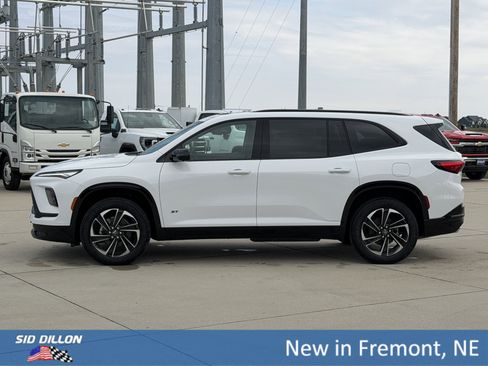 New 2026 Buick Enclave Sport Touring AWD/4WD image 9