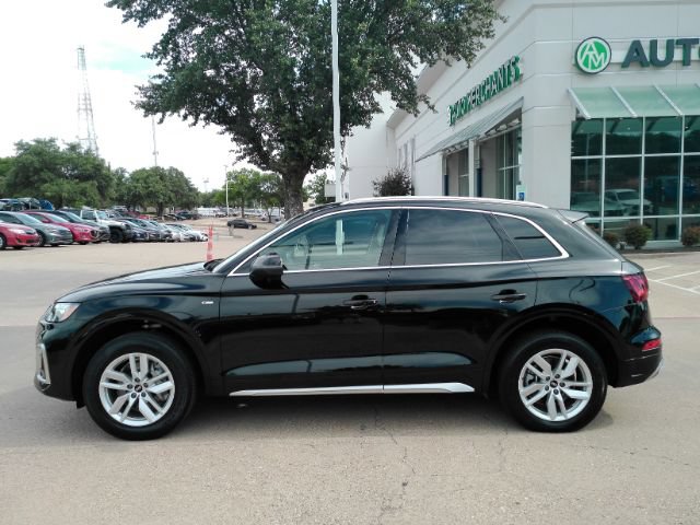 Used 2023 Audi Q5 2.0T Premium w/ Convenience Package AWD/4WD image 14