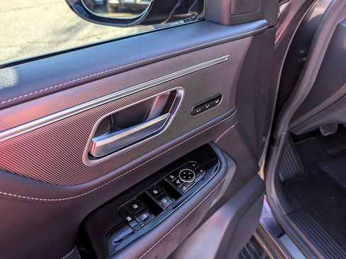 New 2026 INFINITI QX80 Luxe w/ Cargo Package image 9