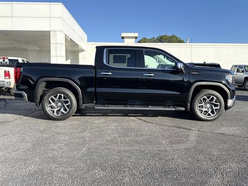New 2026 GMC Sierra 1500 SLT w/ SLT Premium Plus Package image 2