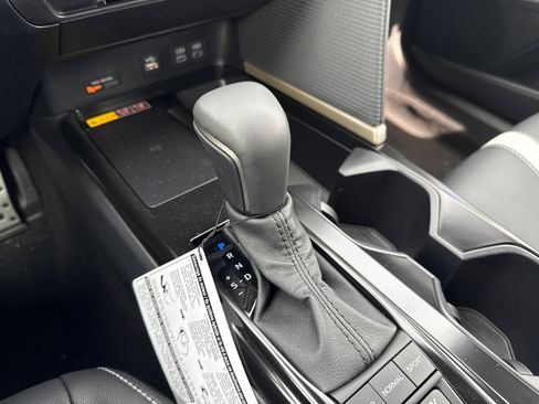 New 2026 Toyota Camry SE image 25