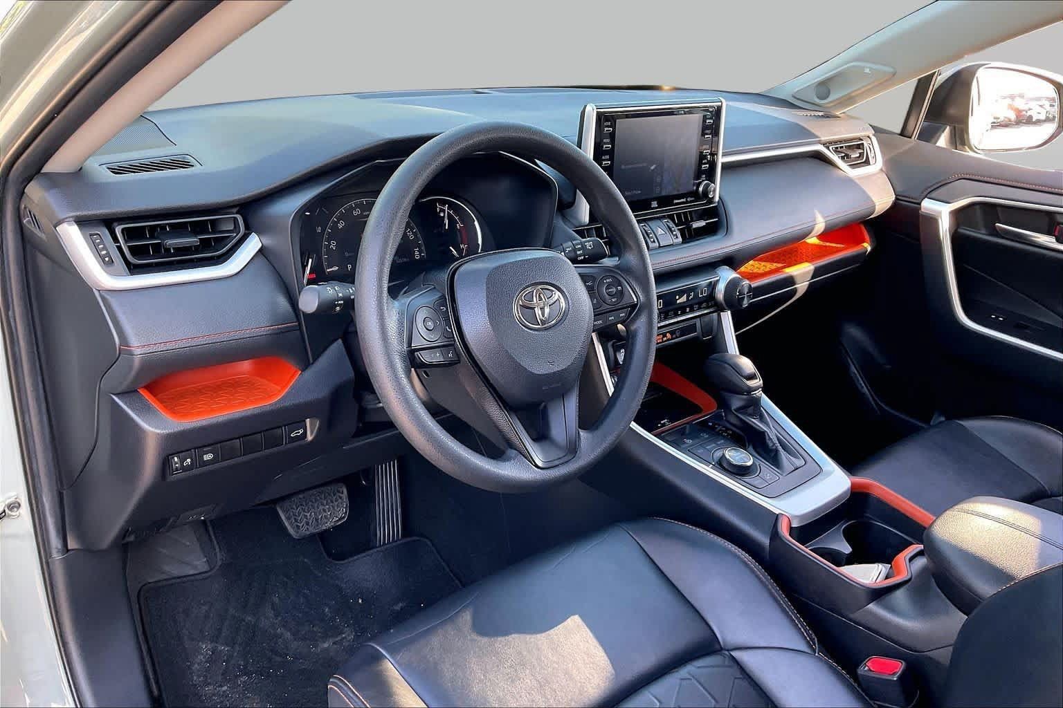Used 2019 Toyota RAV4 Adventure w/ Advanced Technology Package AWD/4WD image 18
