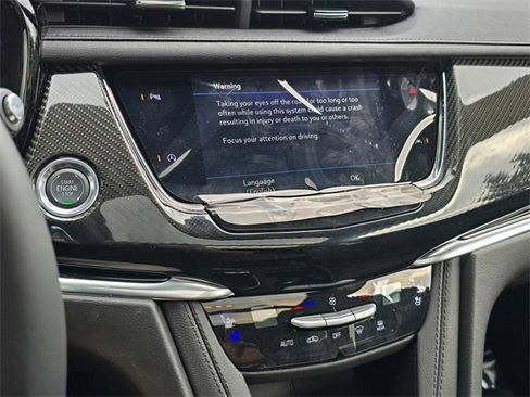 New 2025 Cadillac XT6 Sport image 25