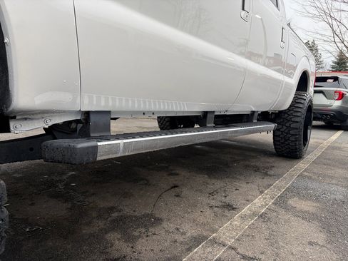 Used 2016 Ford F250 Lariat w/ Lariat Ultimate Package image 19