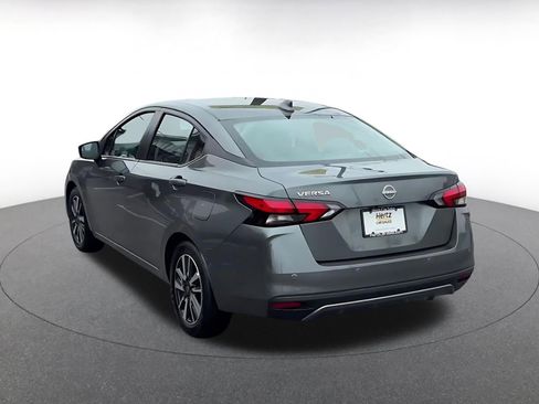 Used 2025 Nissan Versa SV FWD image 11