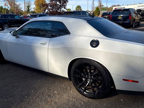 Used 2017 Dodge Challenger T/A image 7