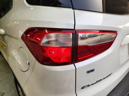 Used 2020 Ford EcoSport SE w/ SE Convenience Package FWD image 7