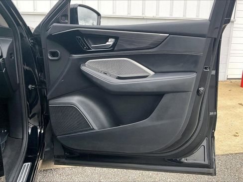 Used 2023 Acura MDX SH-AWD w/ Advance Package image 29