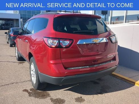 Used 2013 Chevrolet Traverse LT FWD image 4