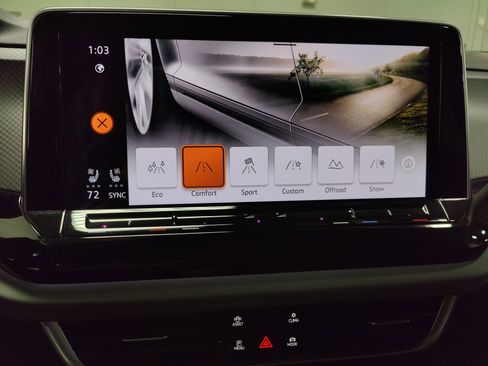 Certified 2024 Volkswagen Atlas Peak Edition SEL image 30