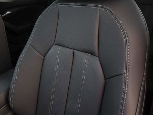 Used 2025 Audi Q6 e-tron Premium w/ Convenience Package image 34