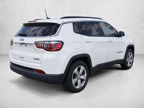 Used 2021 Jeep Compass Latitude FWD image 7