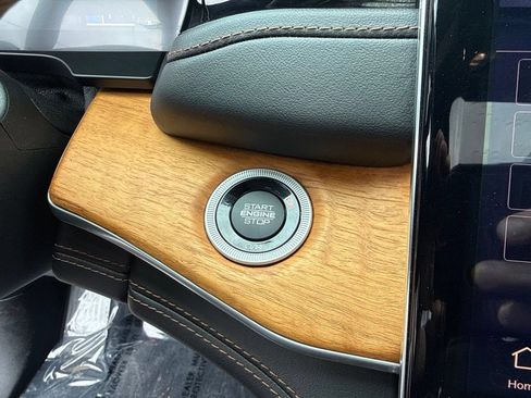 Certified 2023 Jeep Grand Cherokee L Summit AWD/4WD image 16