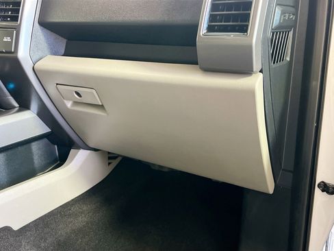 Used 2019 Ford F150 XLT w/ Equipment Group 302A Luxury image 34