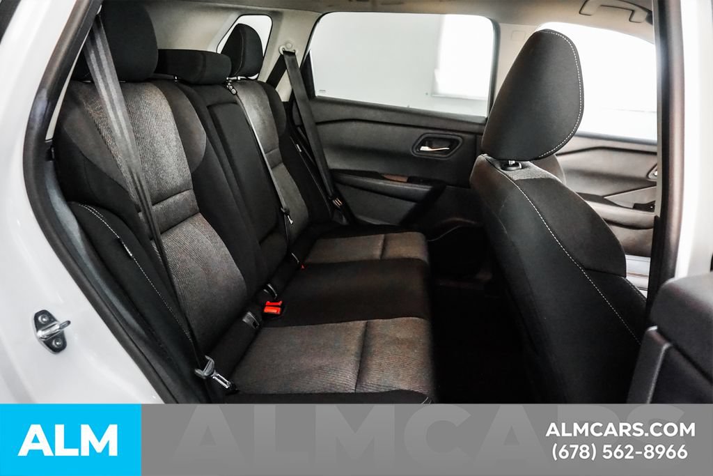 Used 2024 Nissan Rogue SV FWD image 20