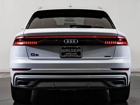 Used 2023 Audi Q8 Premium Plus w/ Premium Plus Package AWD/4WD image 7