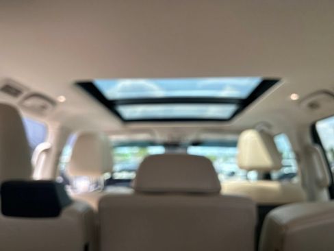 Certified 2025 Nissan Armada Platinum RWD image 31