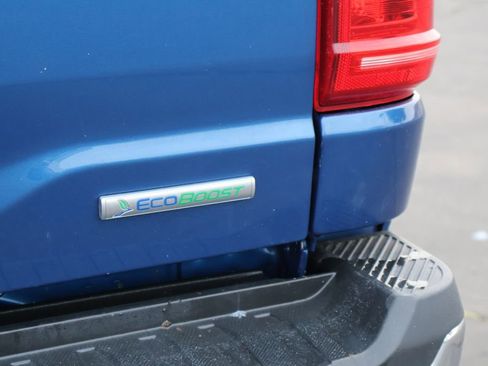 Certified 2022 Ford F150 XLT w/ XTR Package AWD/4WD image 17