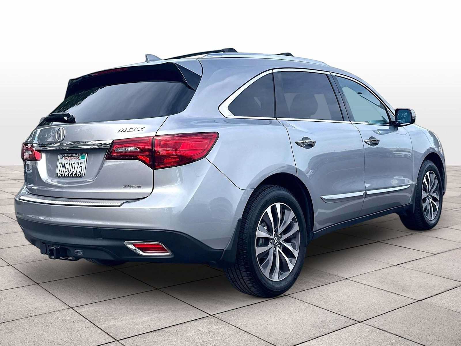 Used 2016 Acura MDX w/ Technology Package AWD/4WD image 16