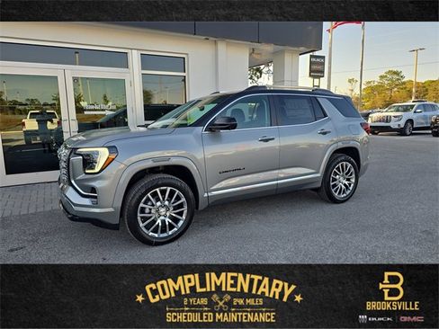 New 2026 GMC Terrain Denali w/ LPO, Black Badging Package image 1