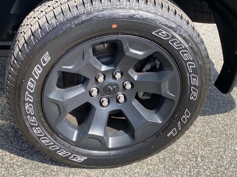Certified 2025 RAM 1500 Tradesman AWD/4WD image 27