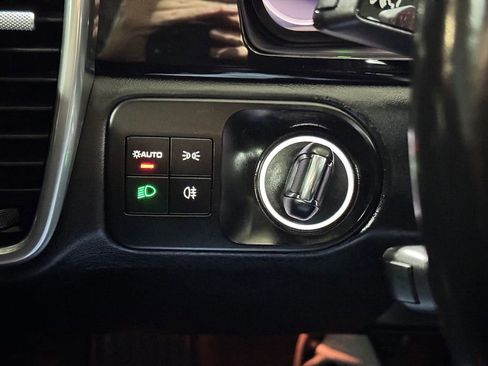 Used 2022 Porsche Cayenne GTS image 22