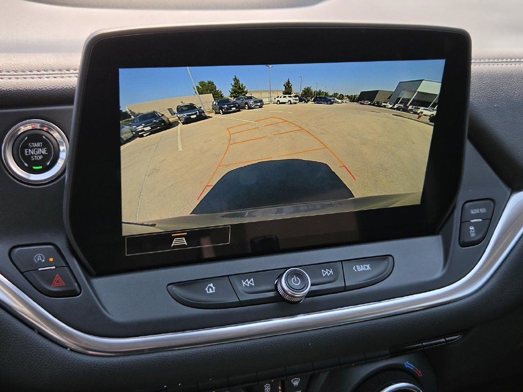 Used 2024 Chevrolet Blazer LT FWD image 21