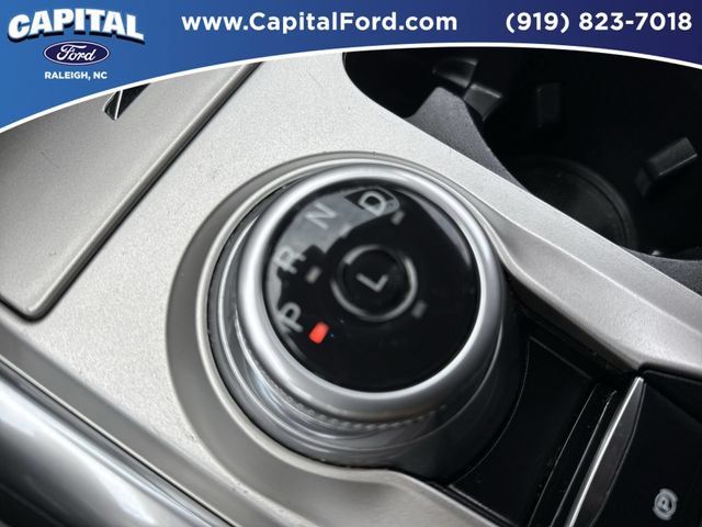 Used 2023 Ford Explorer XLT w/ Equipment Group 202A AWD/4WD image 31