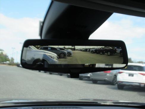 Used 2020 Buick Enclave Premium w/ Surround and Sites Package image 24