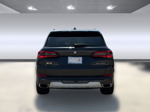 Used 2021 BMW X5 xDrive45e w/ Parking Assistance Package AWD/4WD image 10