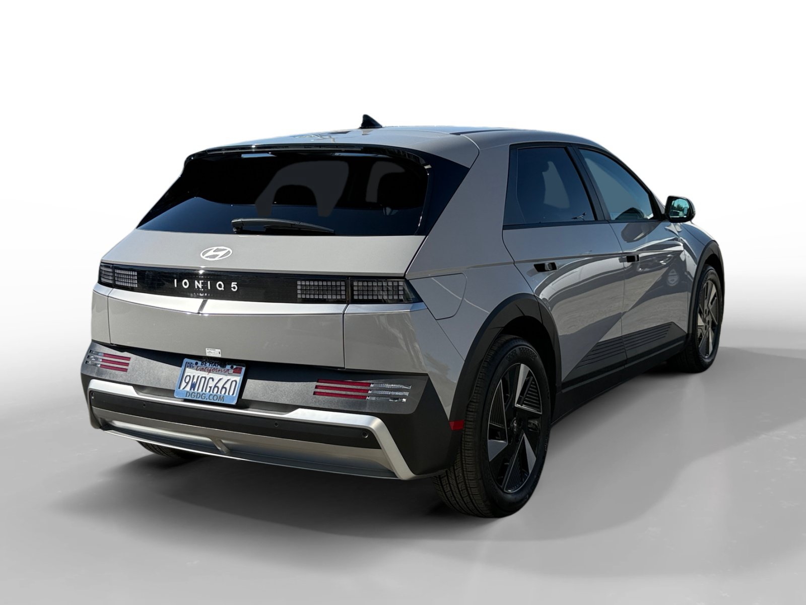 Certified 2026 Hyundai Ioniq 5 SEL RWD image 5