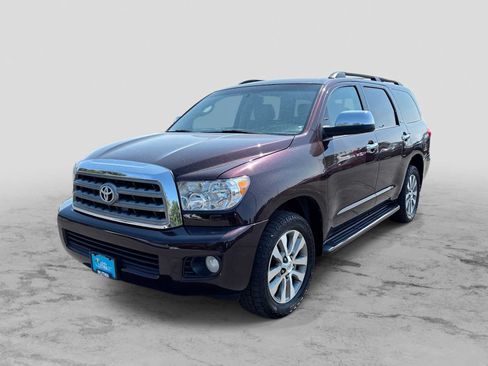 Used 2017 Toyota Sequoia Limited w/ Safety & Convenience Package AWD/4WD image 1