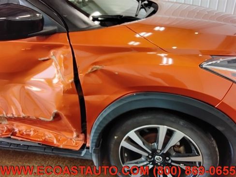 Used 2020 Nissan Kicks SV image 19