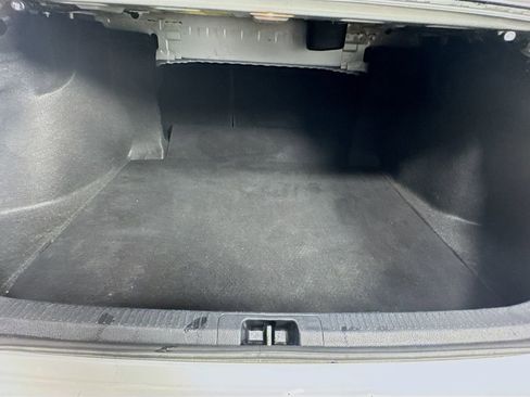 Used 2020 Toyota Camry SE image 31