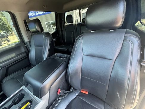 Used 2017 Ford F250 Lariat w/ Lariat Value Package AWD/4WD image 21