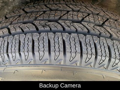 Used 2019 Toyota RAV4 LE w/ Carpet Mat Package image 11