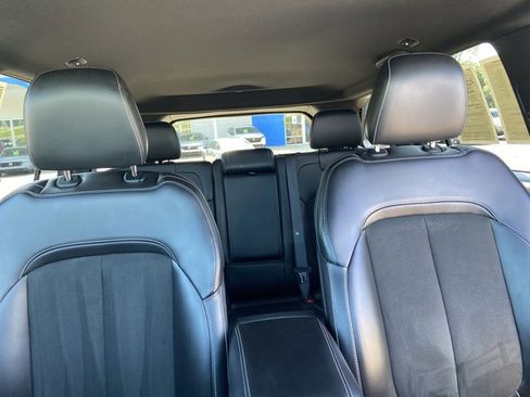 Used 2025 Jeep Grand Cherokee Altitude AWD/4WD image 19