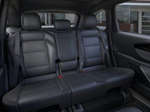 New 2025 Lincoln Nautilus Reserve image 11