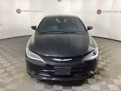Used 2016 Chrysler 200 S w/ Comfort Group image 2