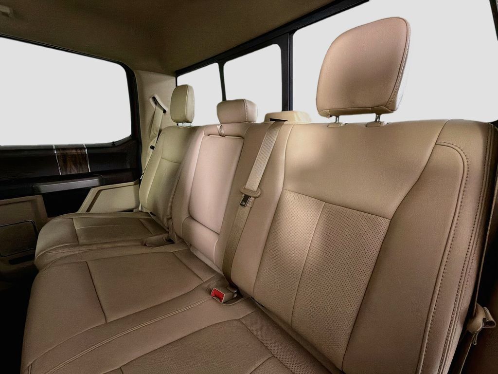 Used 2020 Ford F150 Lariat w/ Equipment Group 502A Luxury AWD/4WD image 24