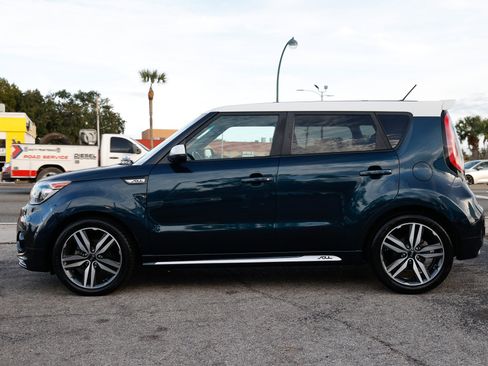 Used 2018 Kia Soul + image 8