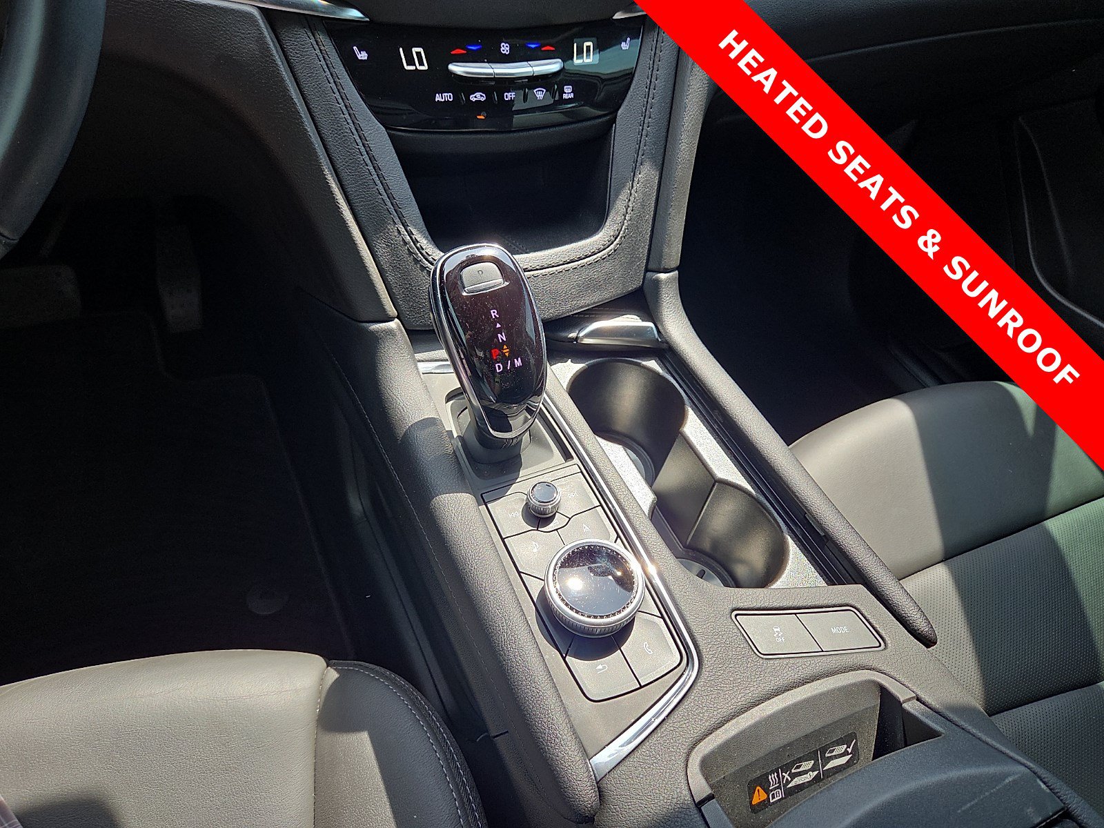Used 2024 Cadillac XT5 Premium Luxury w/ Technology Package AWD/4WD image 25