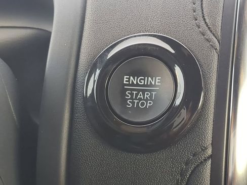 Used 2025 Ford Expedition Tremor AWD/4WD image 27