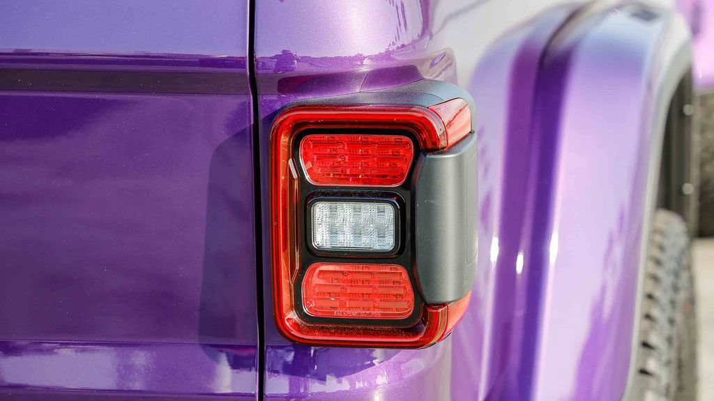 New 2026 Jeep Gladiator Mojave AWD/4WD image 10