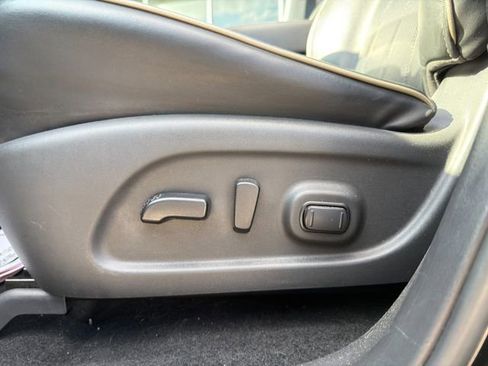 Used 2019 INFINITI QX60 Luxe w/ Essential Package image 21